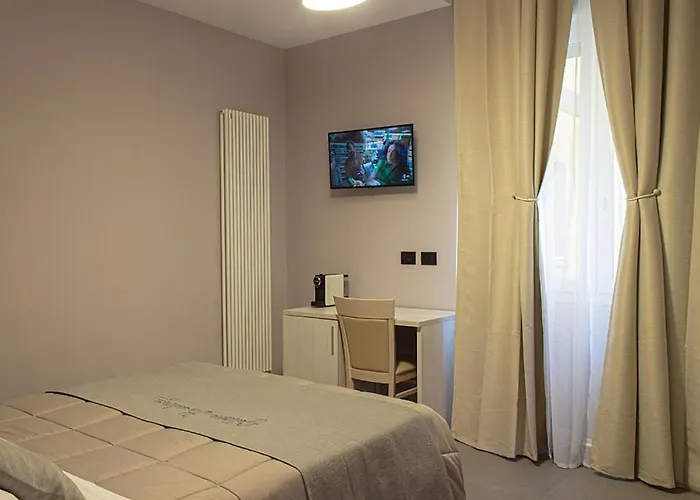 Galliera Oda ve Kahvaltı 4*